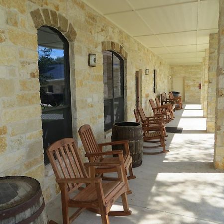 Hotel Texas Cuero المظهر الخارجي الصورة