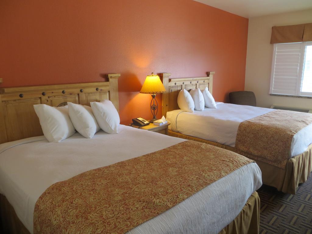 Hotel Texas Cuero المظهر الخارجي الصورة