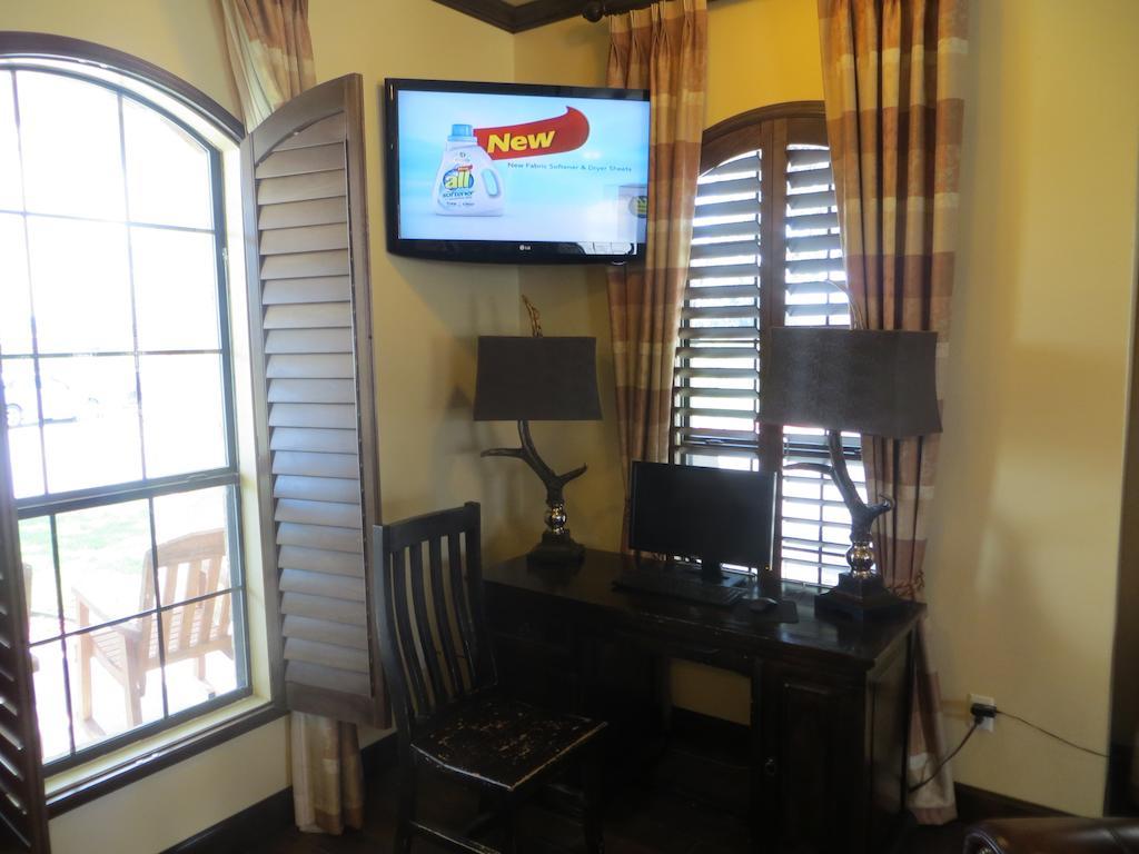 Hotel Texas Cuero المظهر الخارجي الصورة