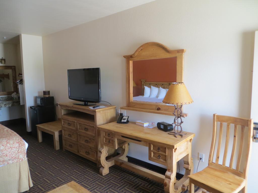 Hotel Texas Cuero المظهر الخارجي الصورة