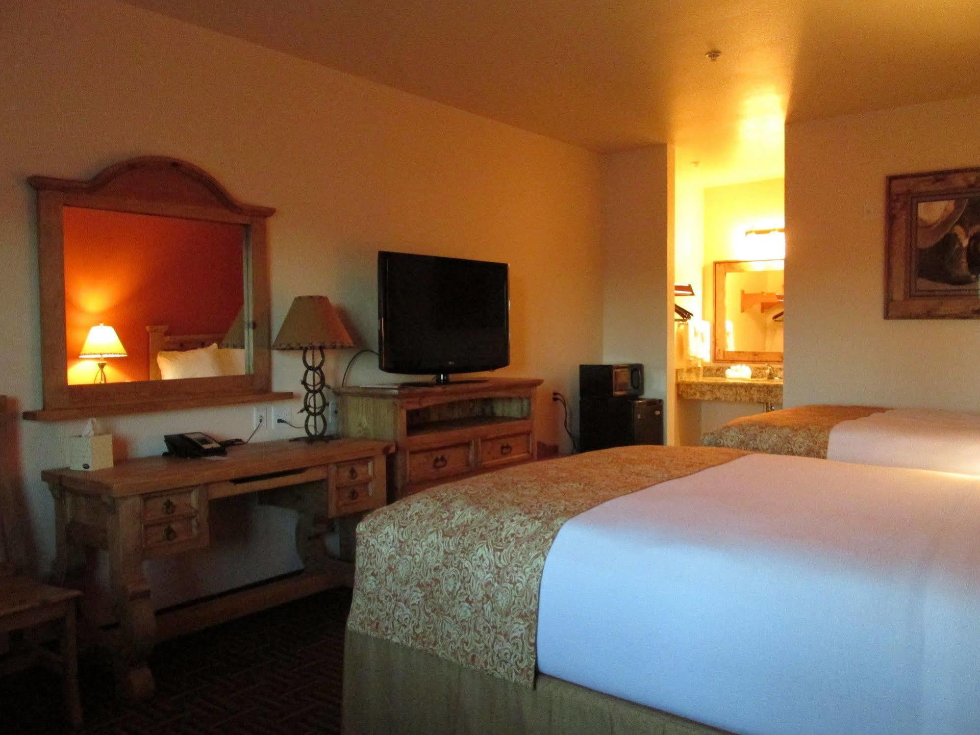 Hotel Texas Cuero المظهر الخارجي الصورة